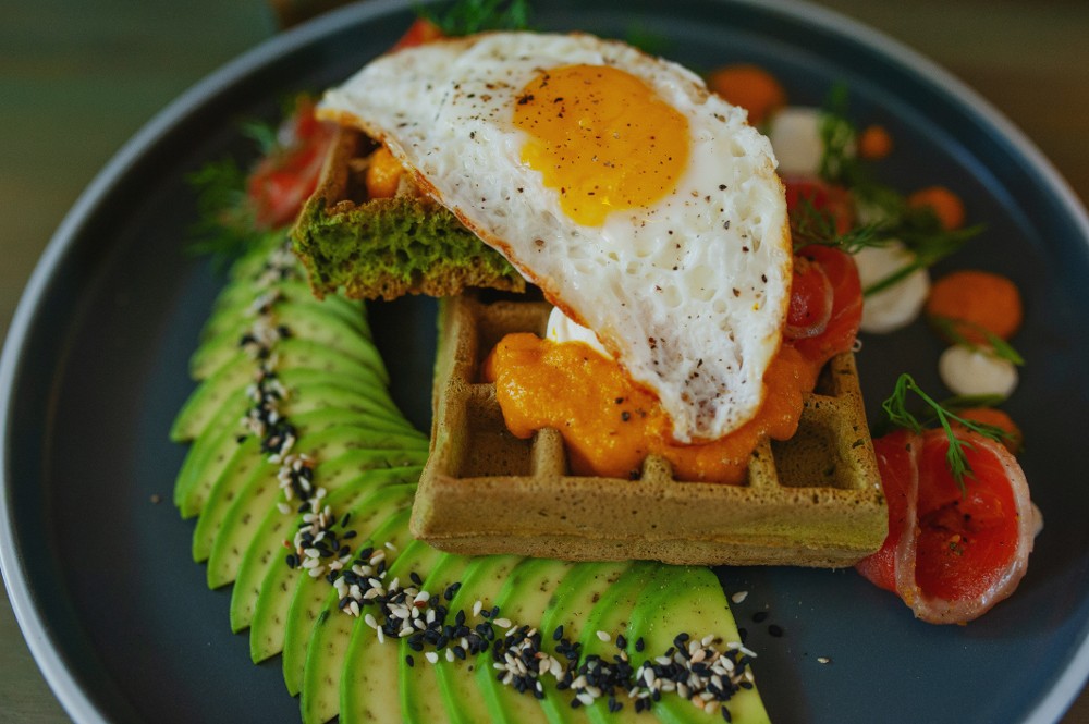 Waffles with salmon & egg