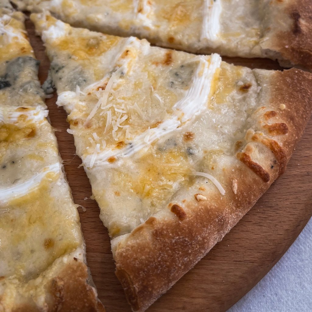 Піца "5 сирів"