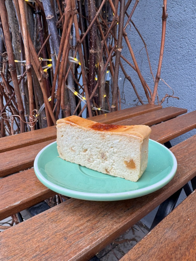 Запіканка з карамелізованими яблуками 125 г