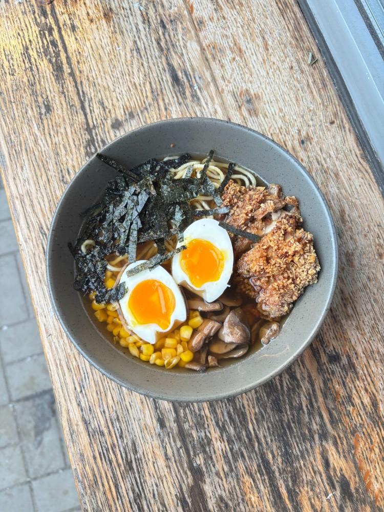 Рамен з куркою панко 540 г