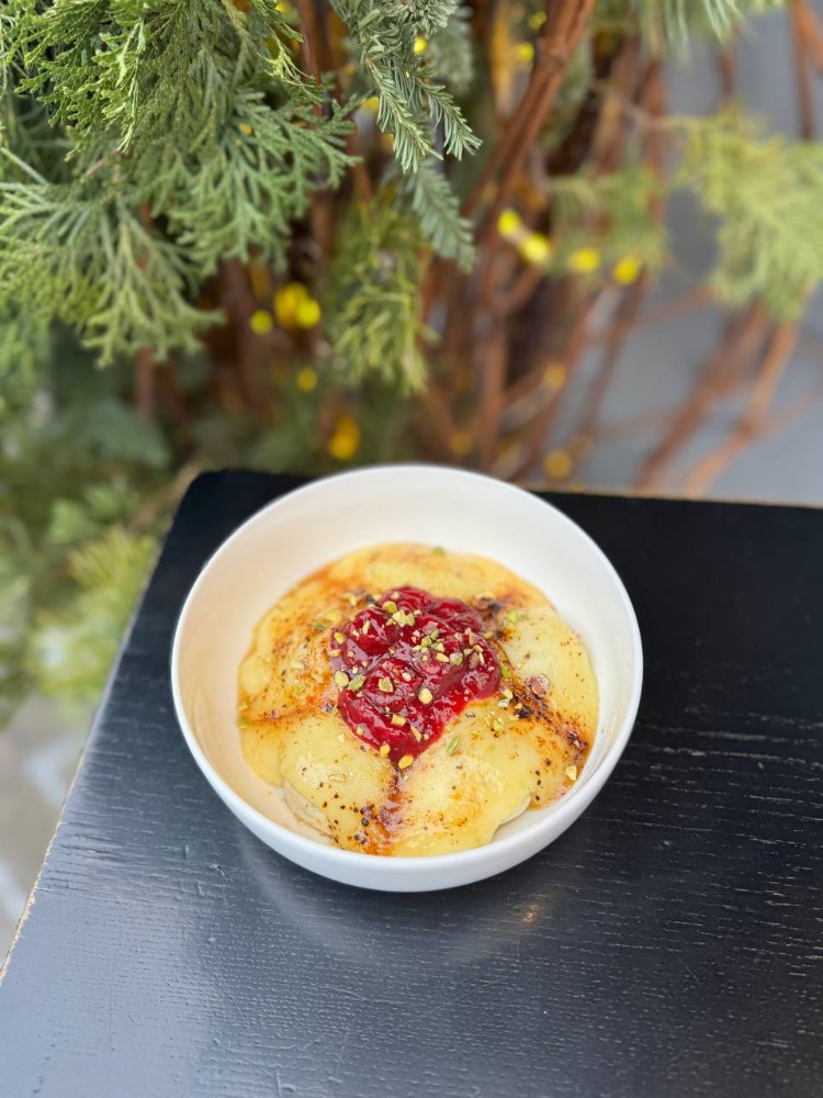 Не ліниві вареники з вишнею та заварним кремом 280 г