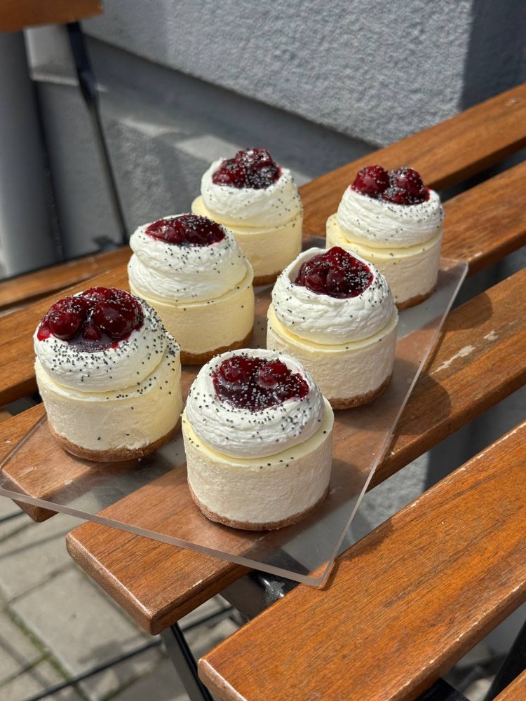 Міні чиз кокос вишня 130 г