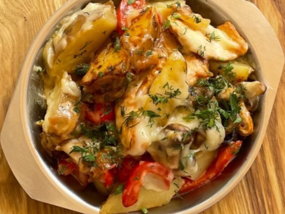 Гаряча миска кур'яча