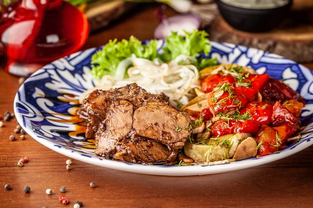 Баранина з овочами / Baked lamb with vegetables, 350