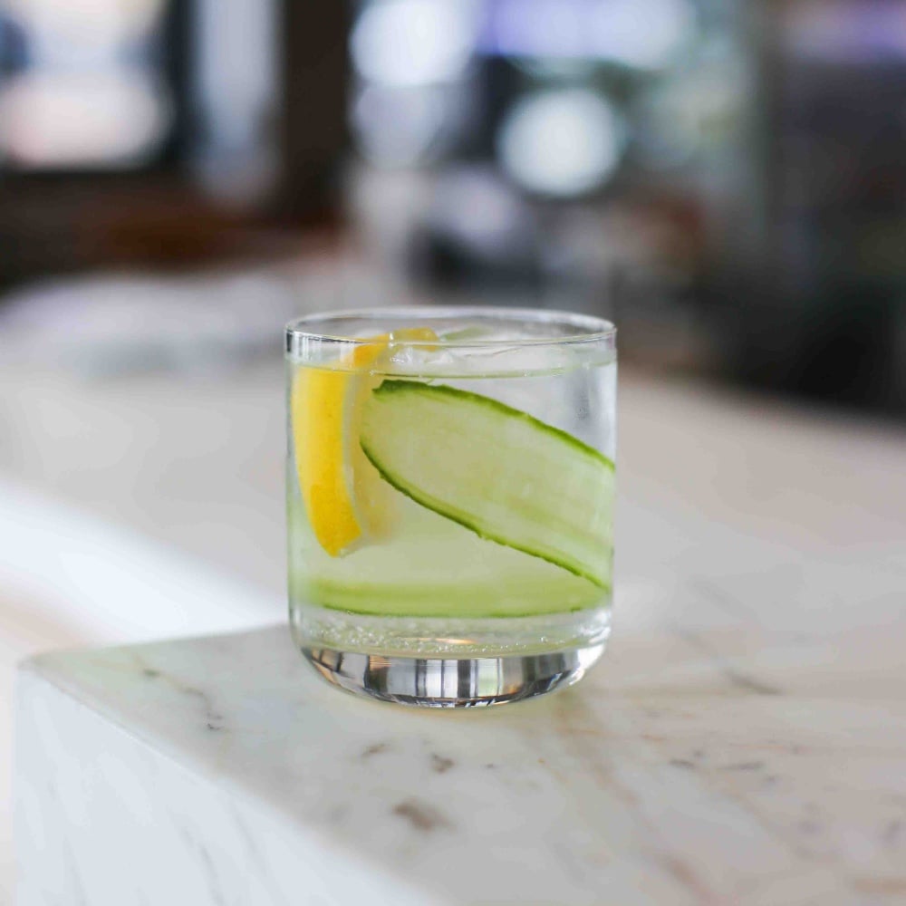 Tanqueray gin tonic