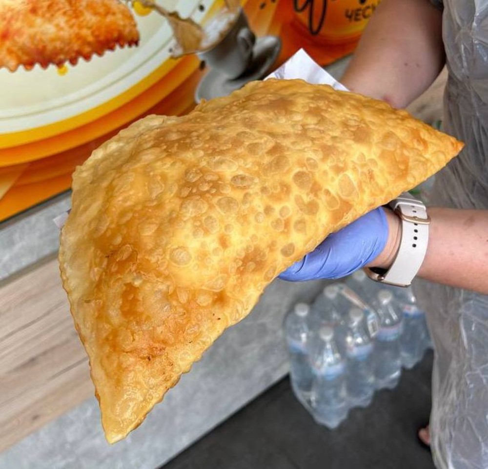 Чебурек курка ананас BIGG