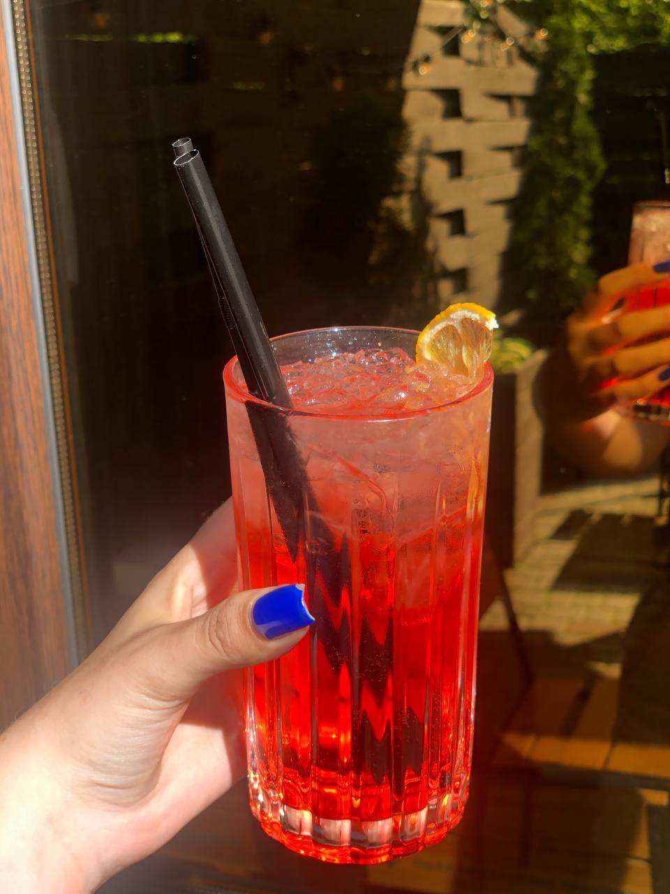 Коктейль "Pink Gin Spritz"