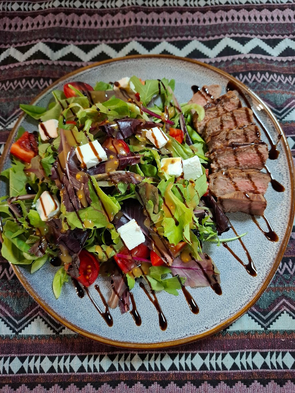 Мікс-салат з телятини, 230г.