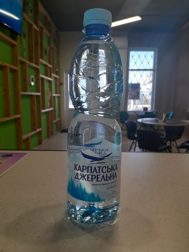 Вода "Карпатська джерельна" 0.5л