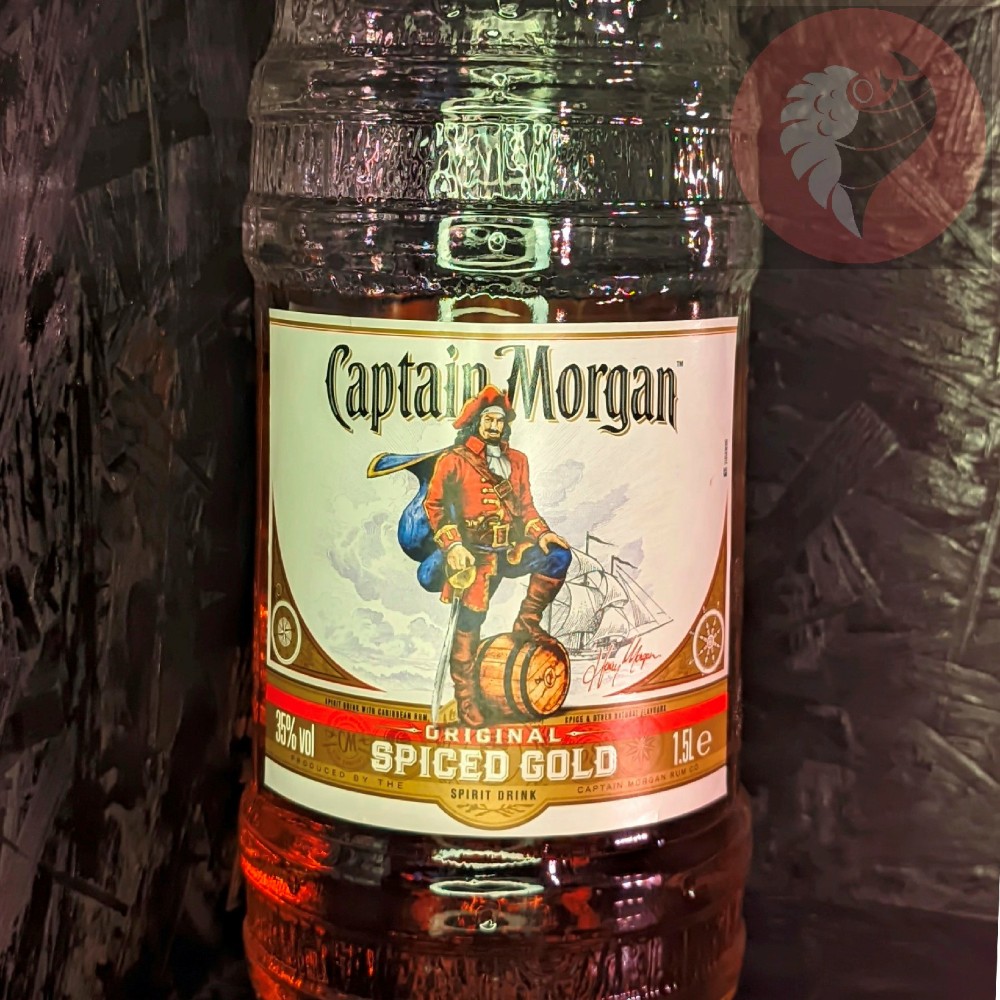 Ром Captain Morgan Spiced Gold 