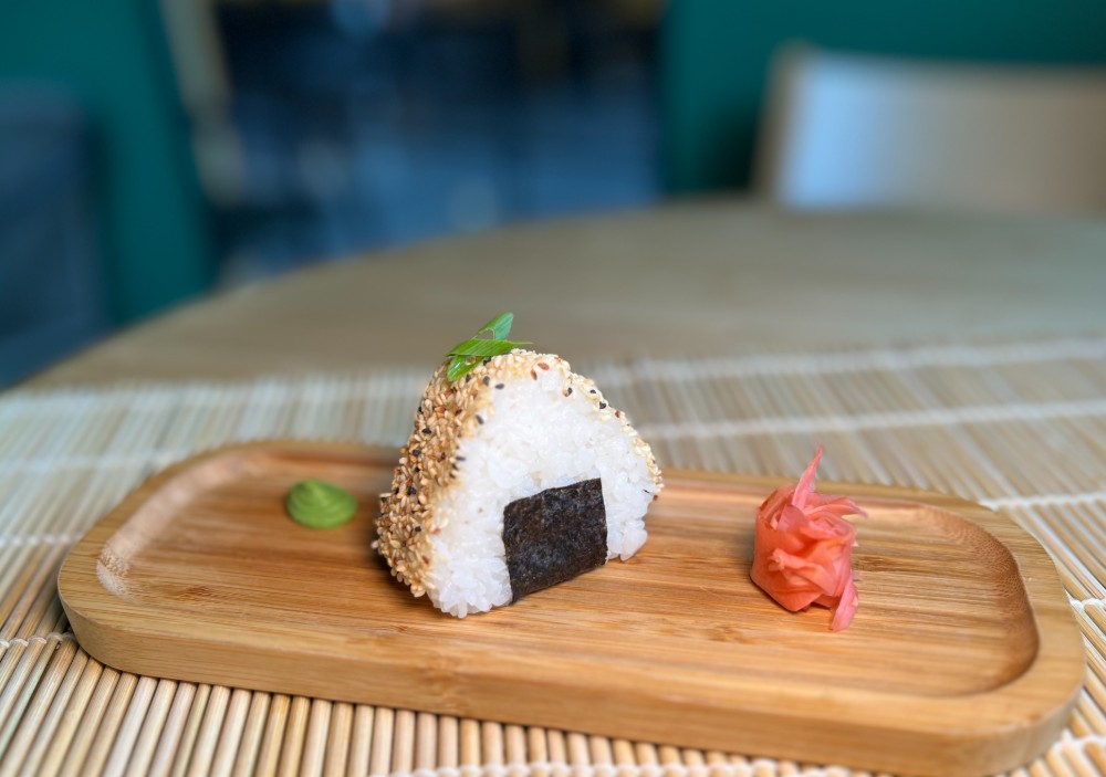 Onigiri spicy shrimp