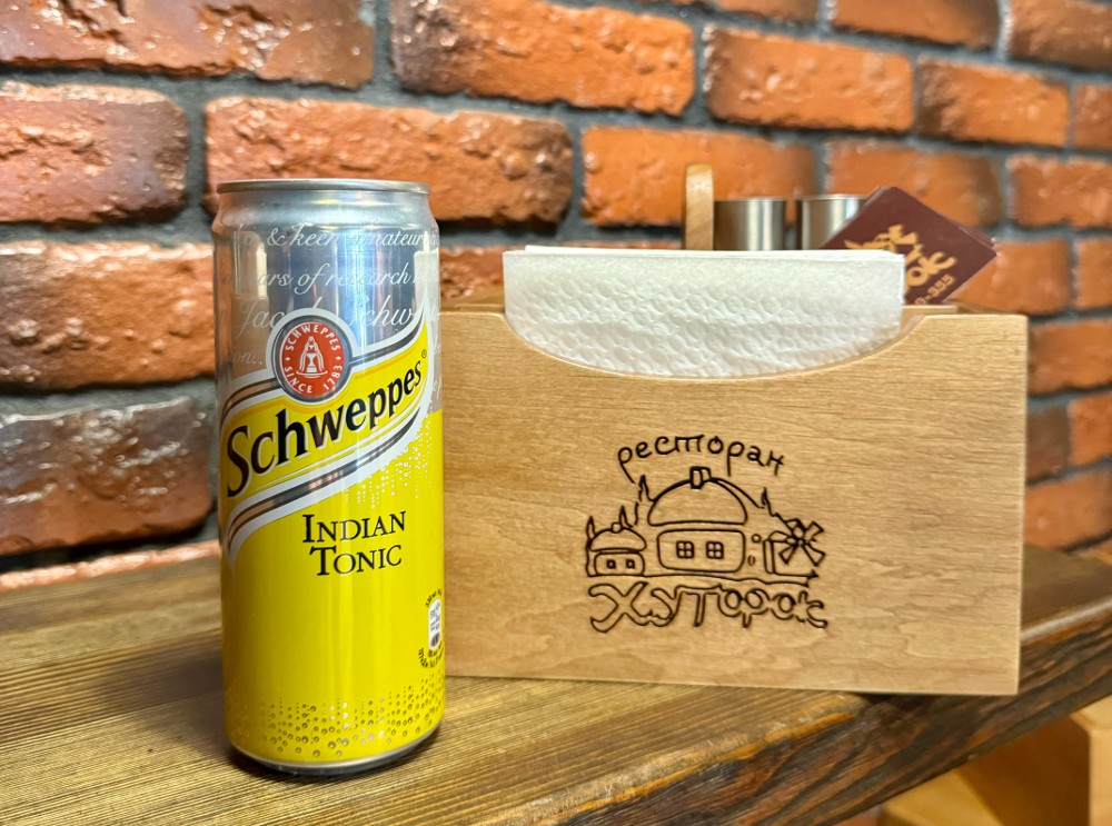 Schweppes 0.33 л