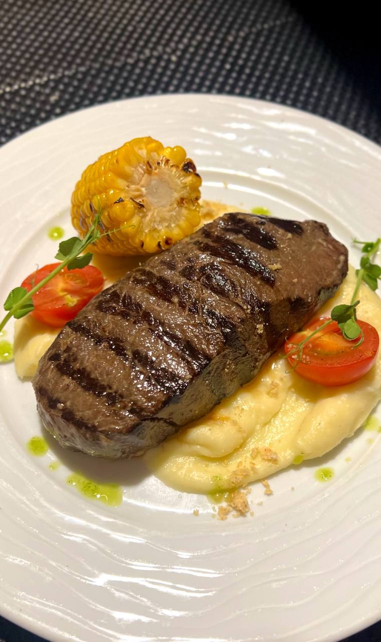 Стейк з яловичини SOUS VIDE