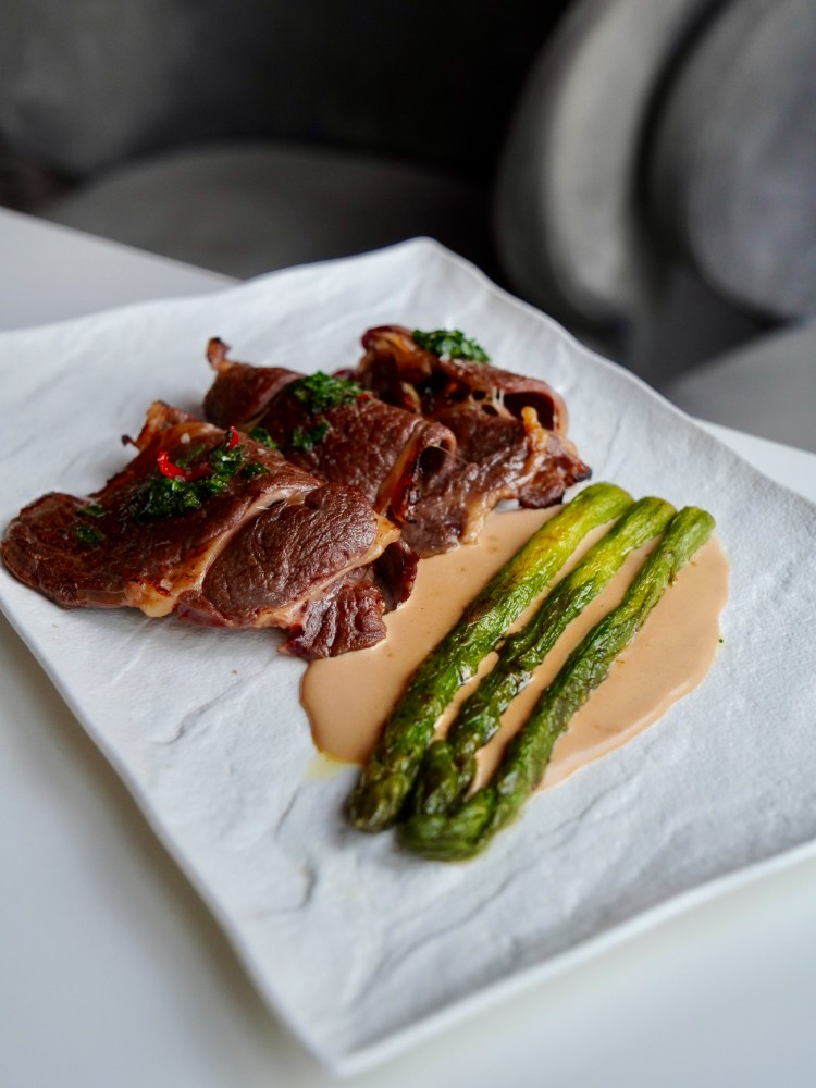 Рібай в альтернативній подачі з Аспарагусом