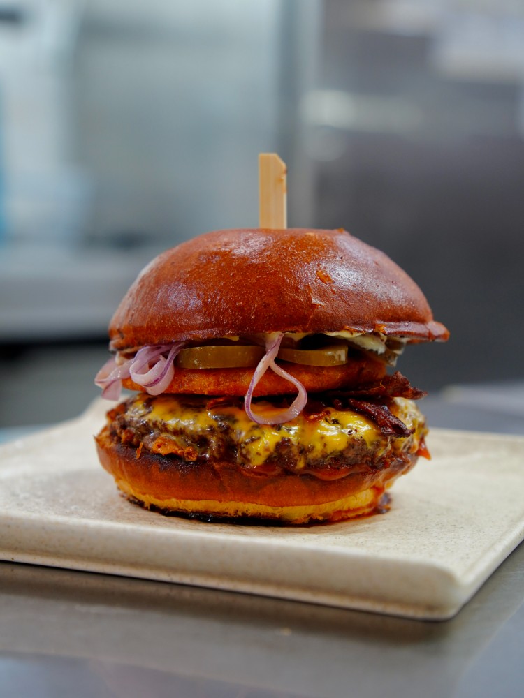 UKRAINE STYLE Burger OMG