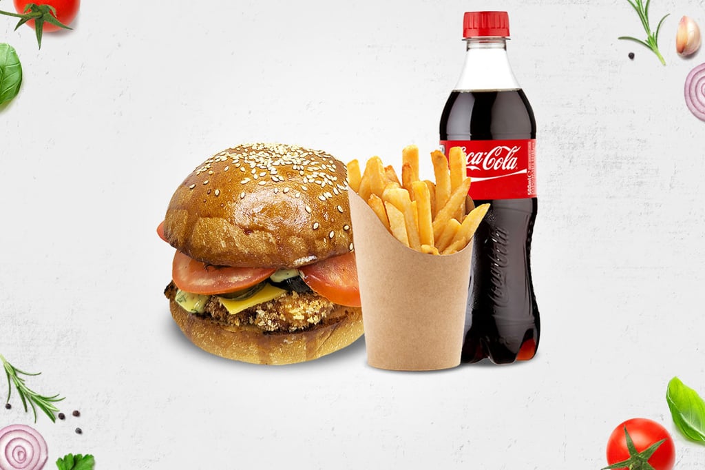 Комбо бургер з індичкою + картопля фрі + Cola 0,5л