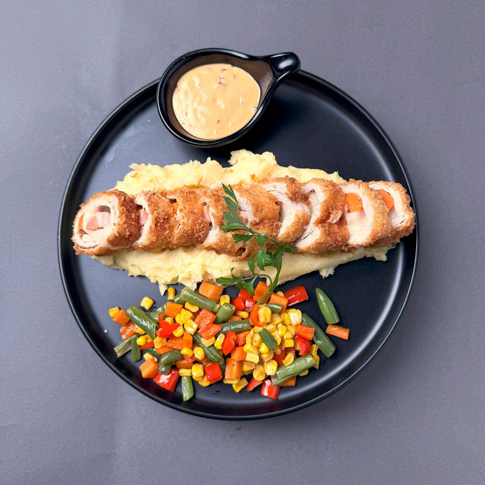 Chicken cordon bleu with mix buttered vegetables