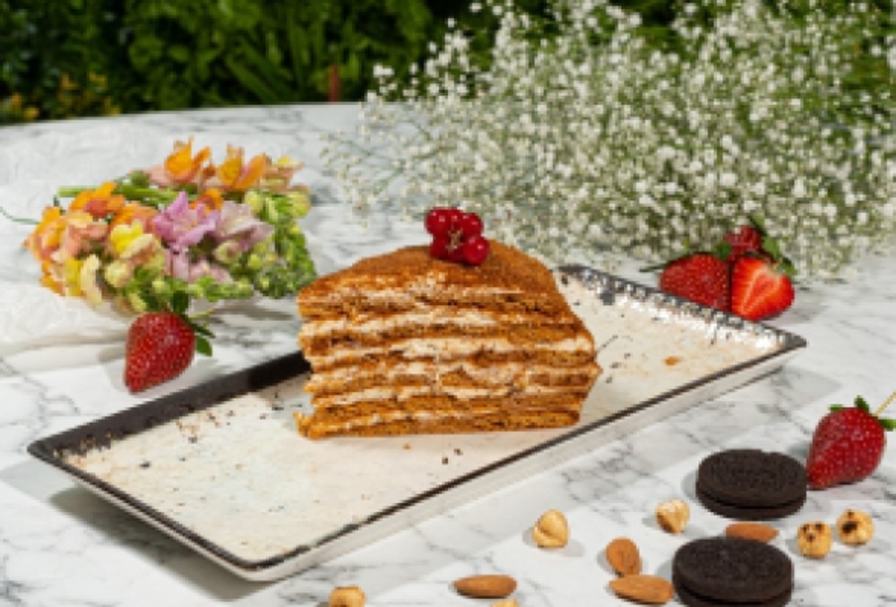 Кусок тортика ( на выбор)