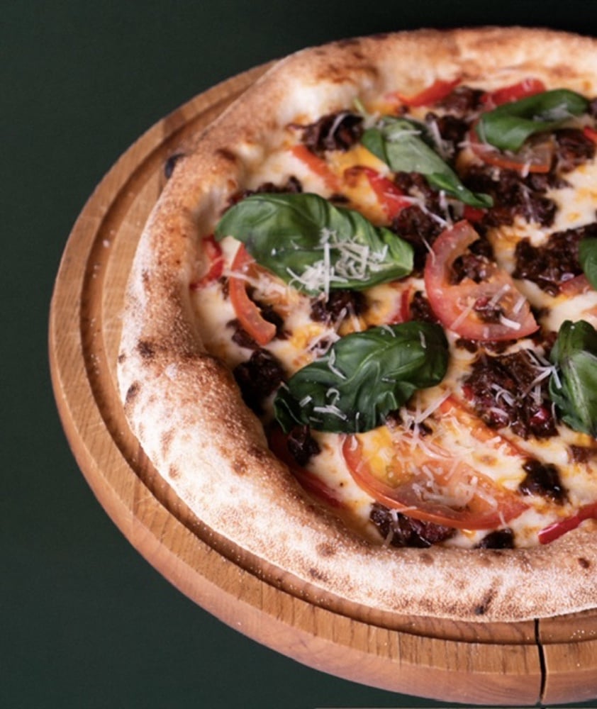 Pizza "Bolognese"
