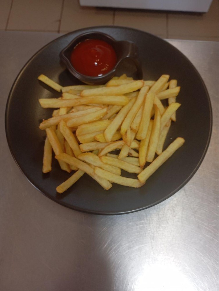 Фрі з кетчупом