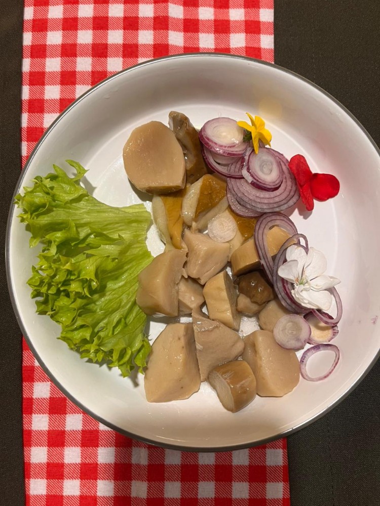 Мариновані білі гриби