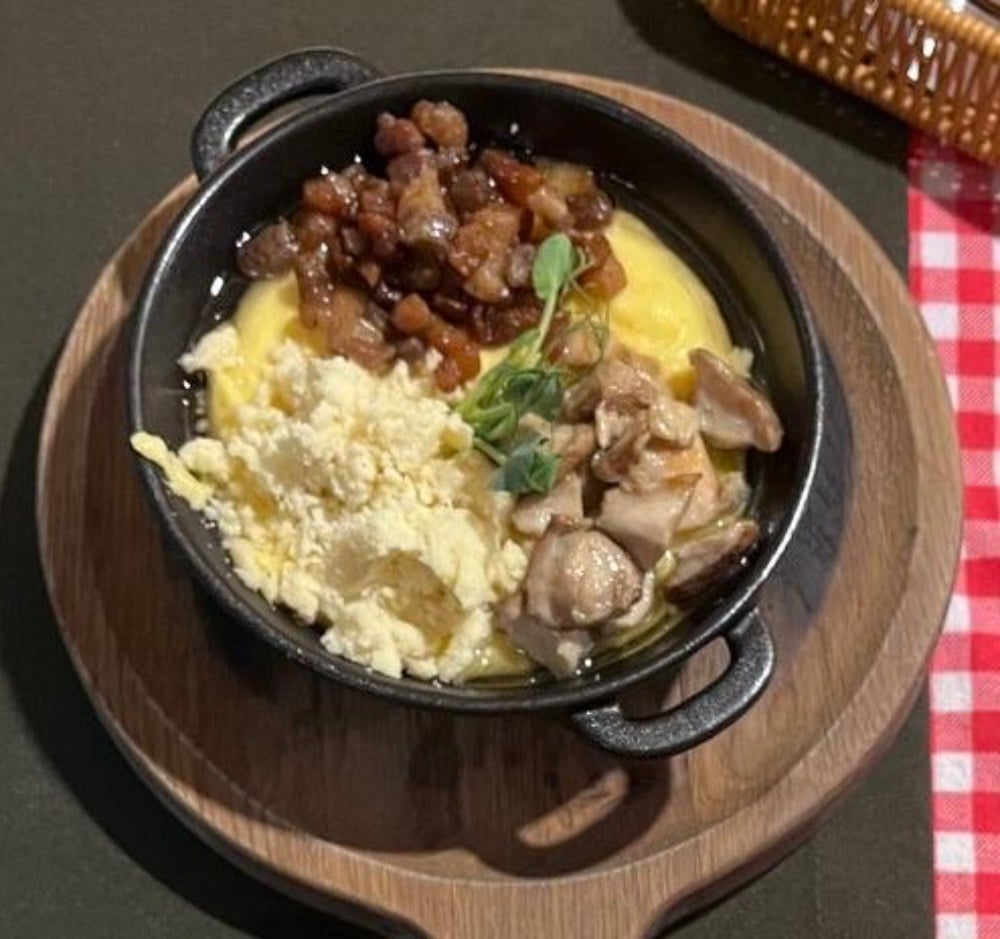 Банош з бринзою