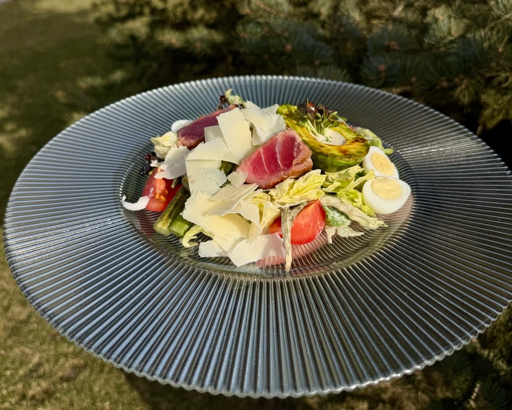 Салат з тунцем