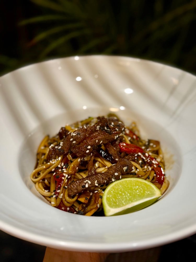 Удон з телятиною