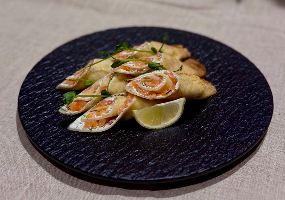 Млинці з лососем