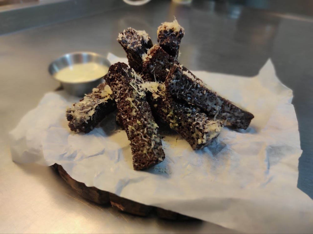 Гріночки з часником та пармезаном