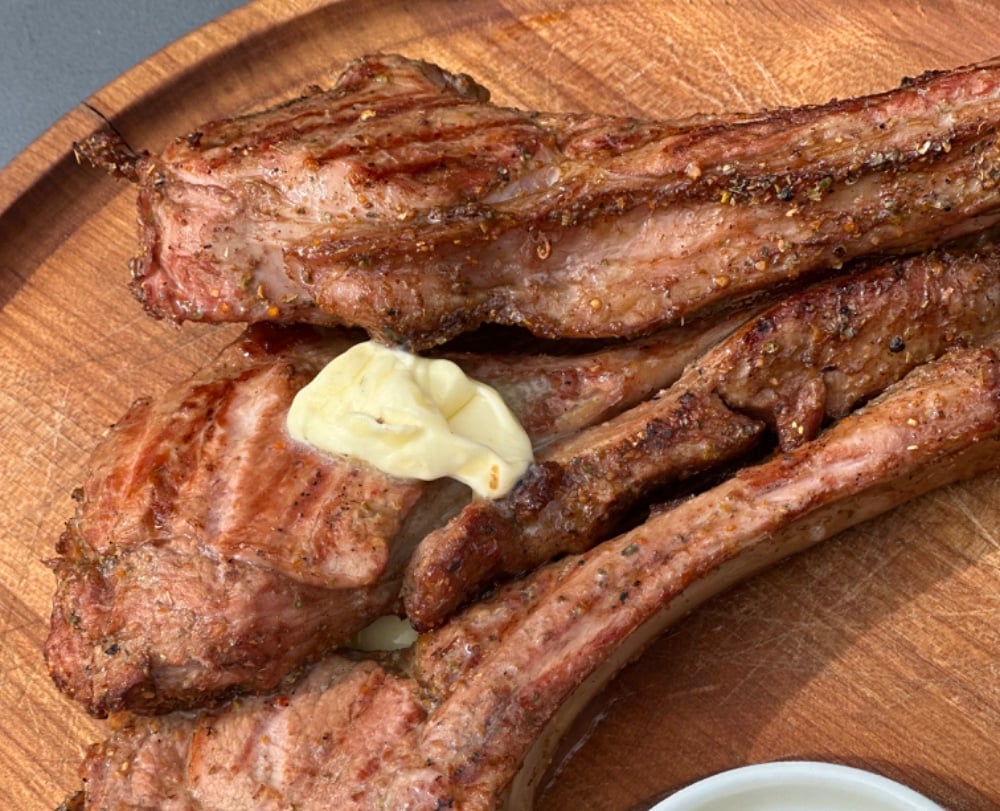Каре телятини на грилі