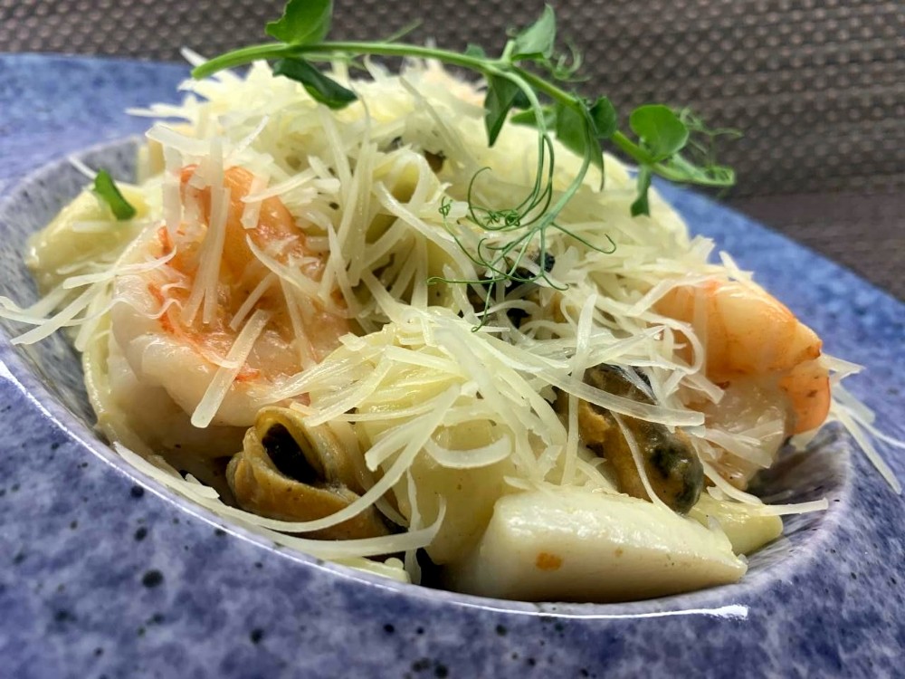 Паста Frutti di mare вершковий соус
