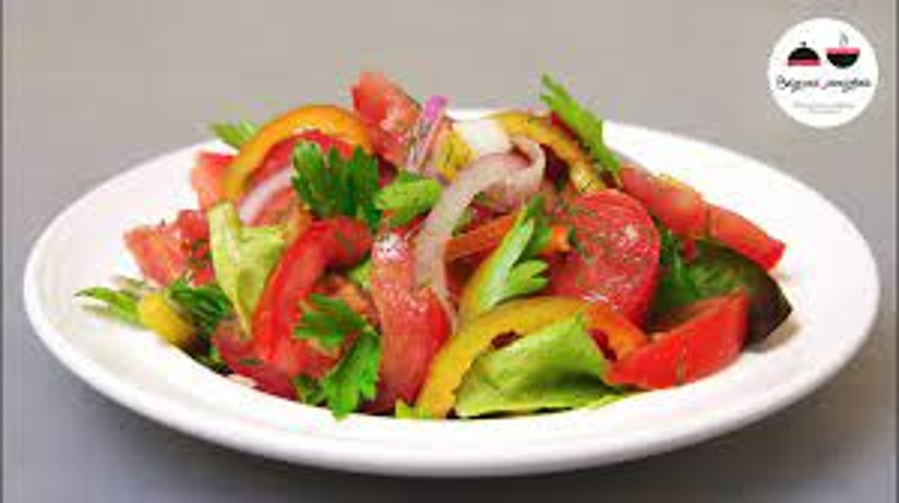 Салат по-домашньому/Homemade salad