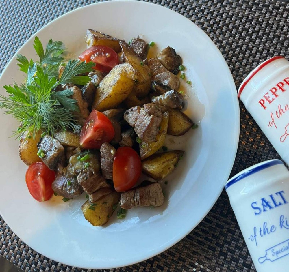 Печеня з вирізки фермерської свинини/Baked pork tenderloin