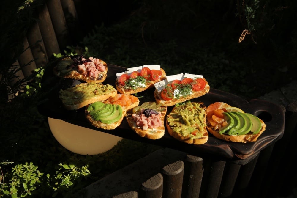 Брускети томат та сир 2 шт