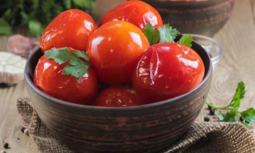 Соління помідор