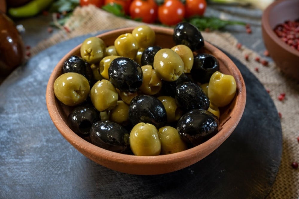 Маслини, оливки