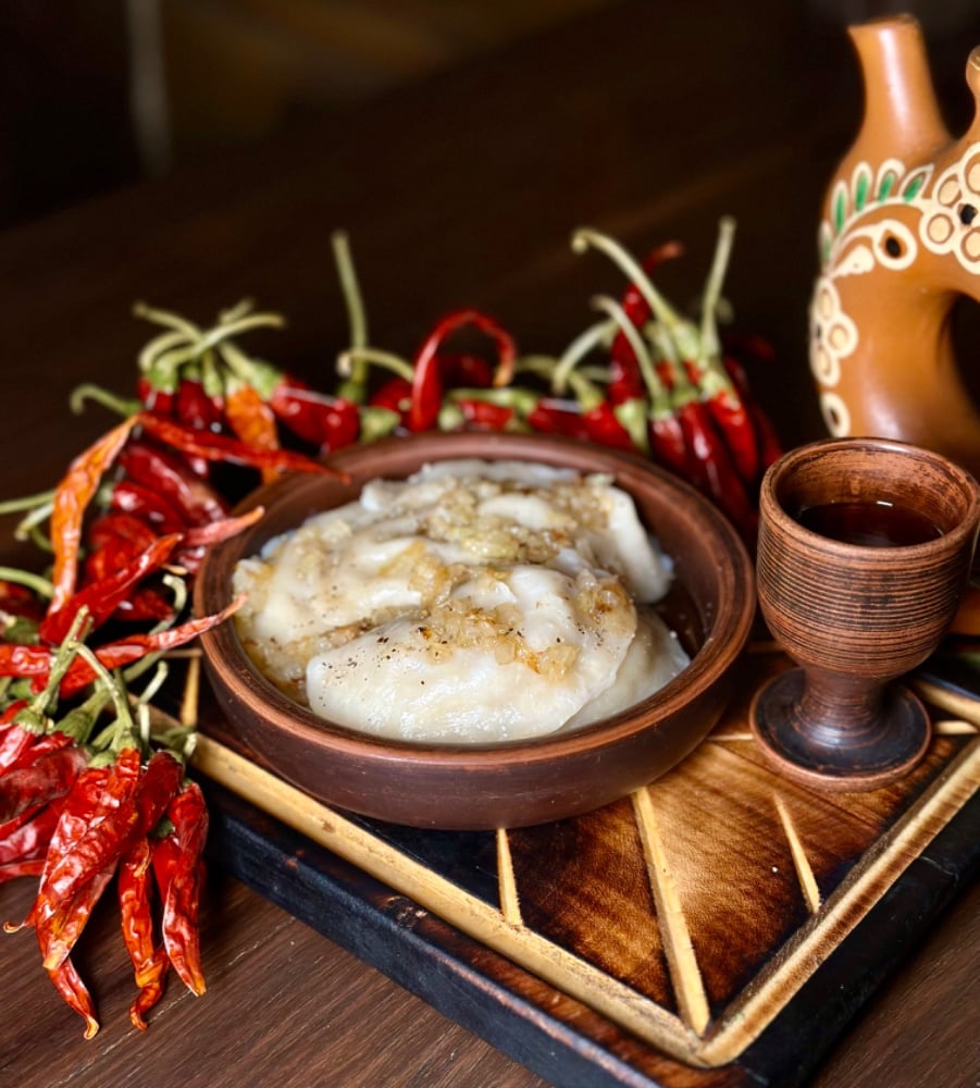 Вареники з картоплею та цибулею