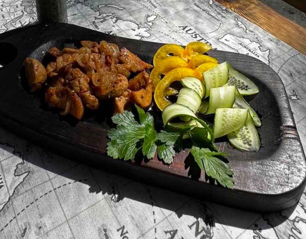 Адіос амігос /бичі яйця/