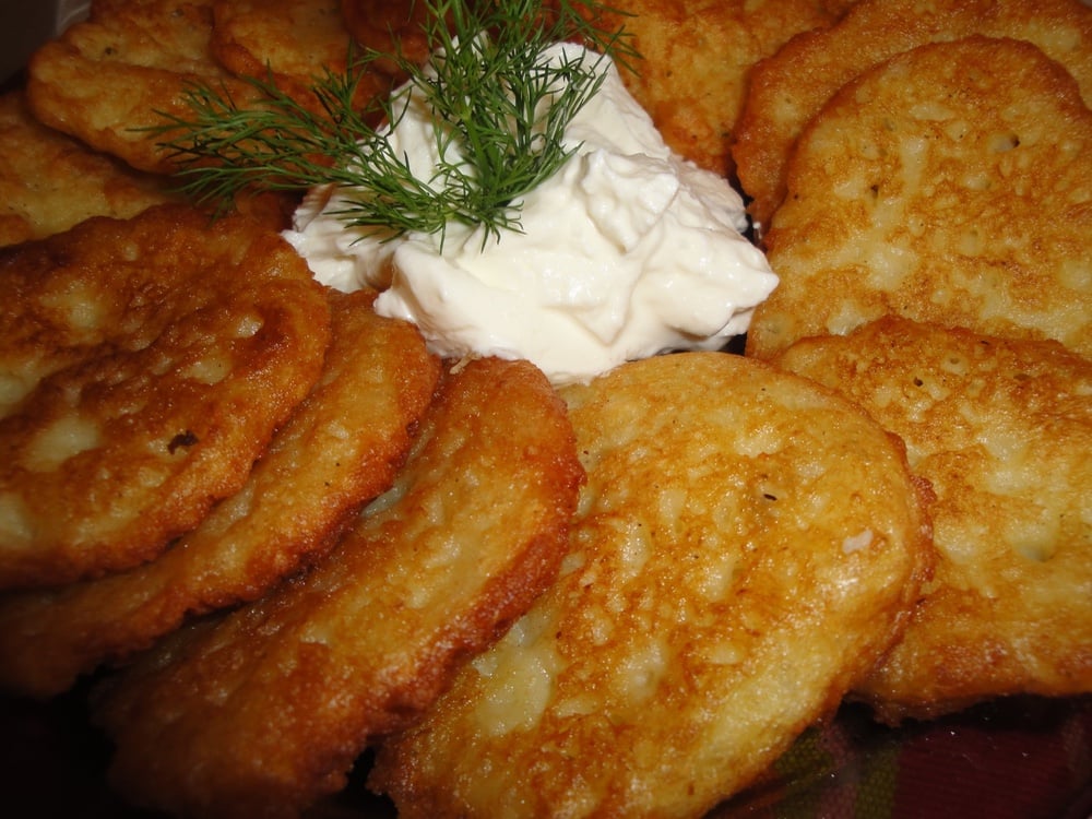 Деруни з грибами