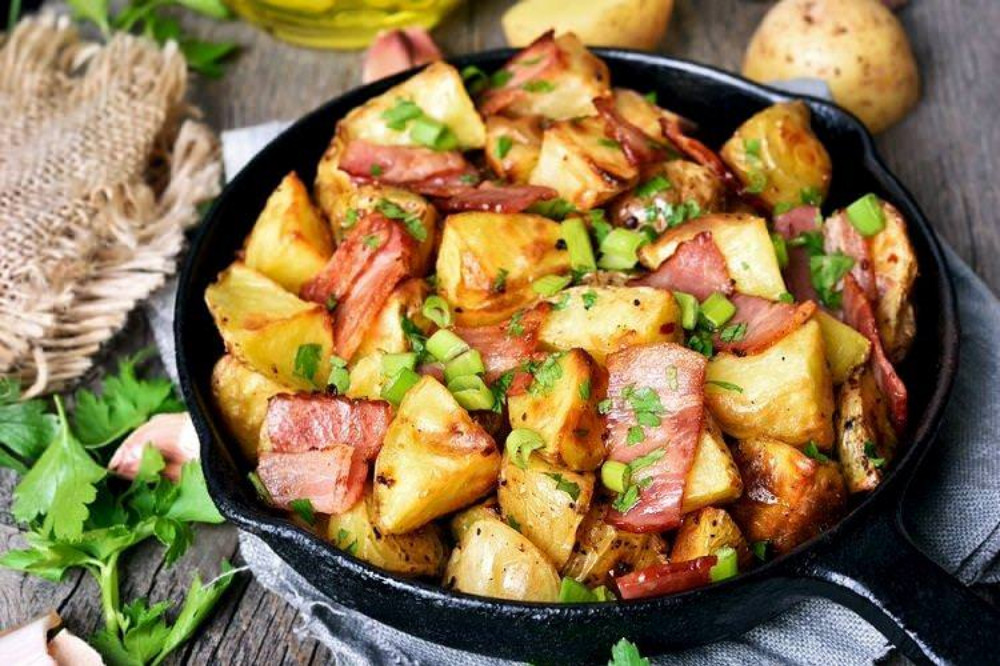 Картопля з беконом