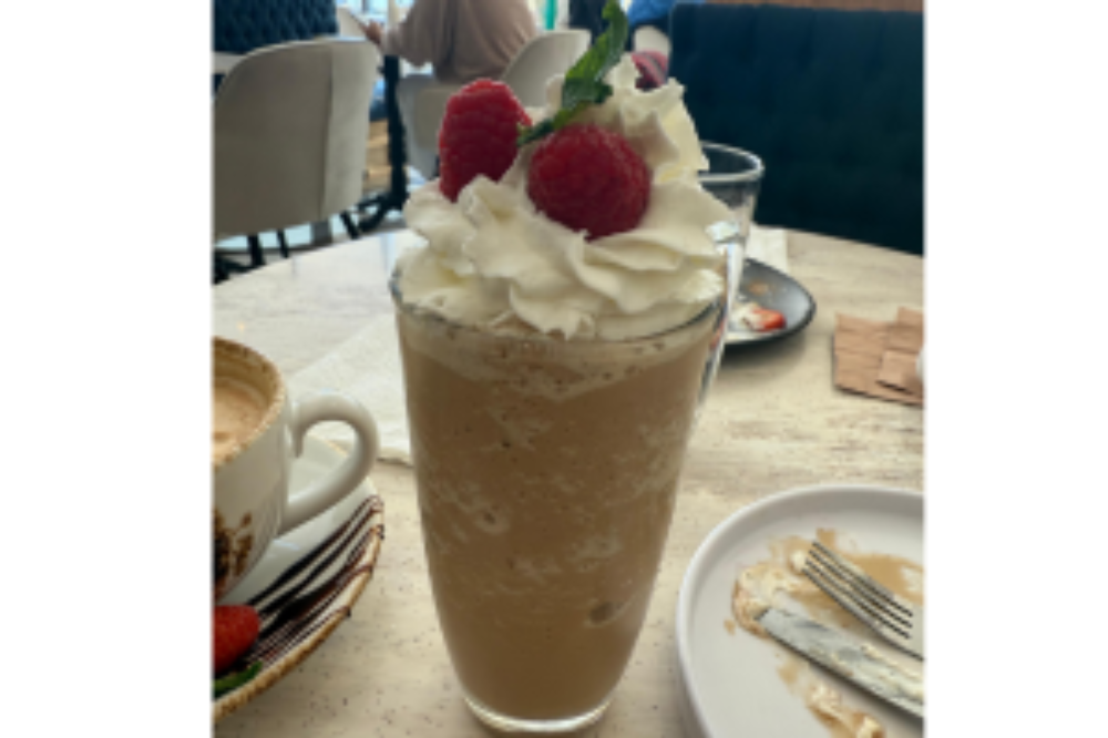 Frappe Raspberry Kiss