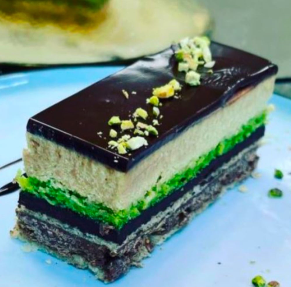 Опера Фісташка тістечко, шт  //  Opera Pistachio cake