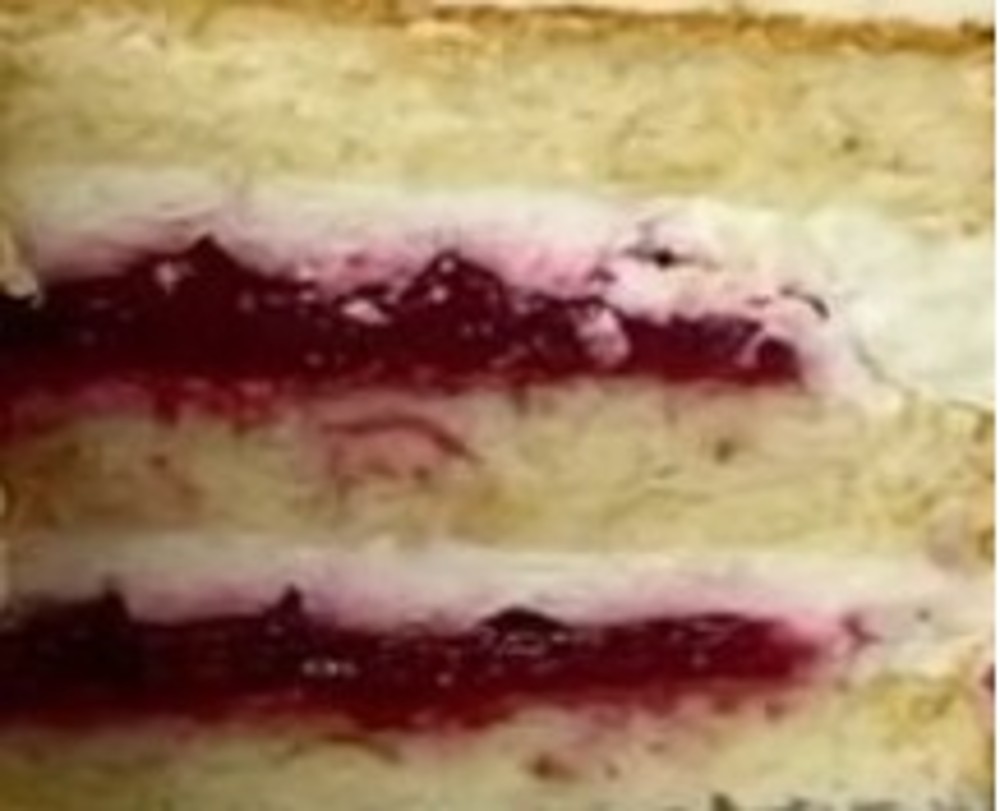 Ягода /Вершки Торт , шт // Сream cake