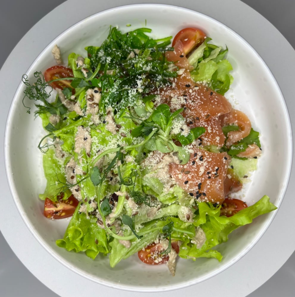 Салат з лососем  // Salmon Salad