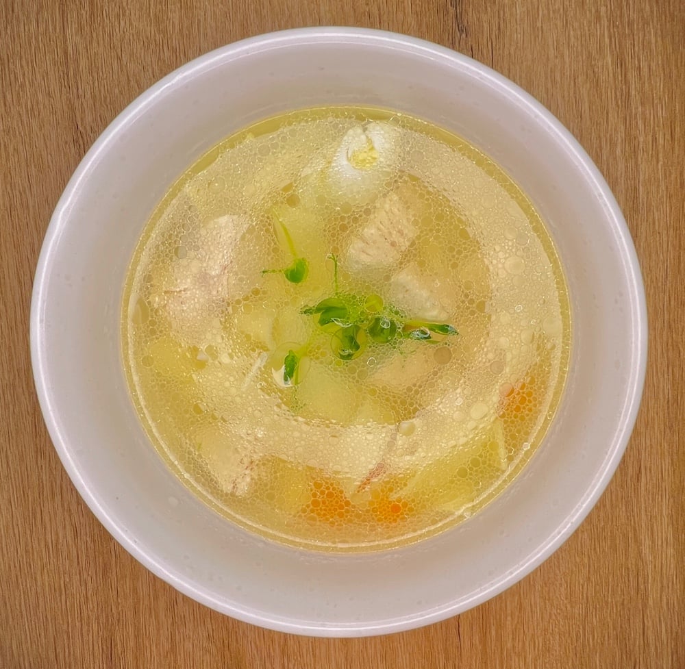 Бульон курячий  //   Chicken broth