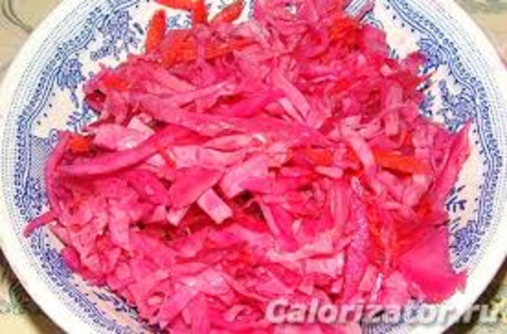 Капуста квашена з буряком