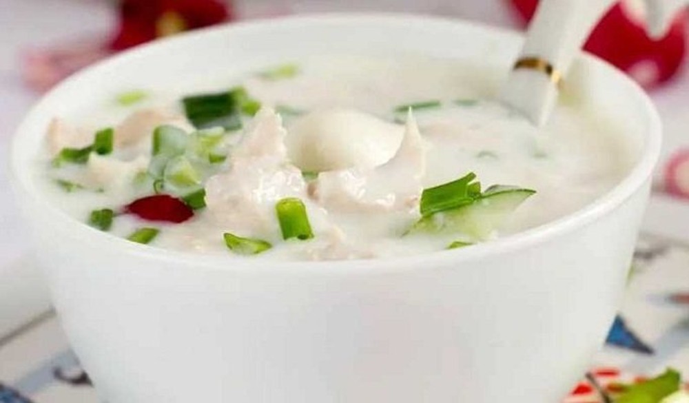 Окрошка з курячим філе 140/10г