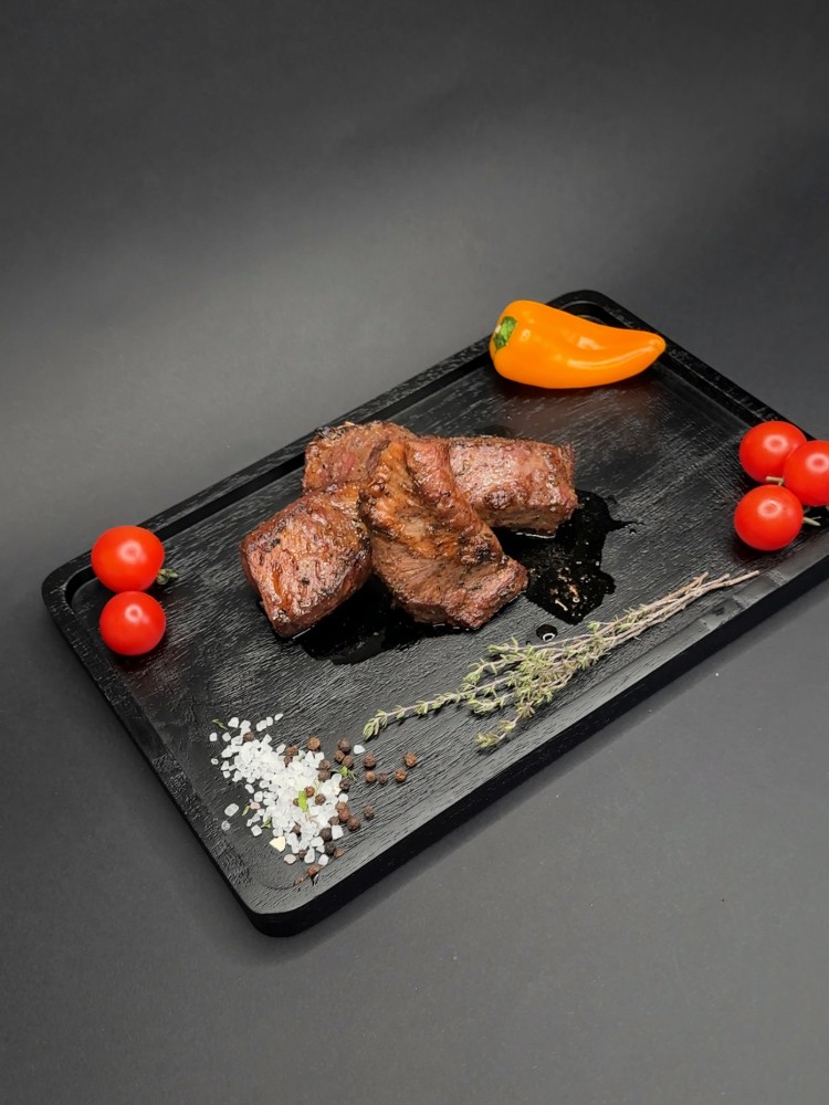 Серце яловиче на мангалі  ( Мінімальне замовлення 200г)