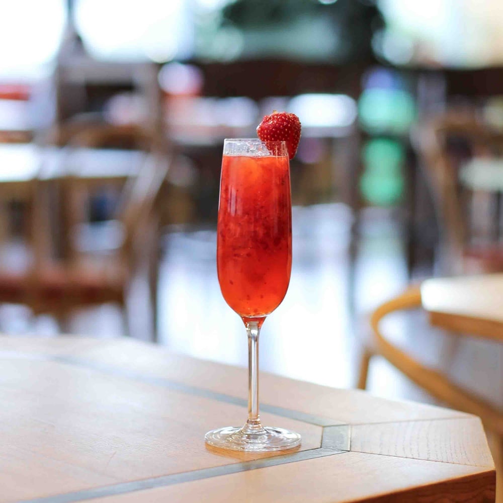 Коктейль Strawberry Bellini
